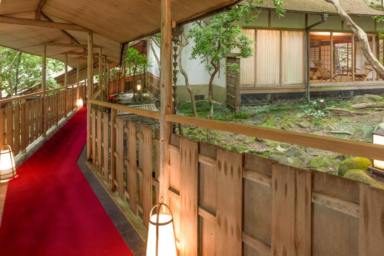 Hotel Tsukihitei à Nara Extérieur photo