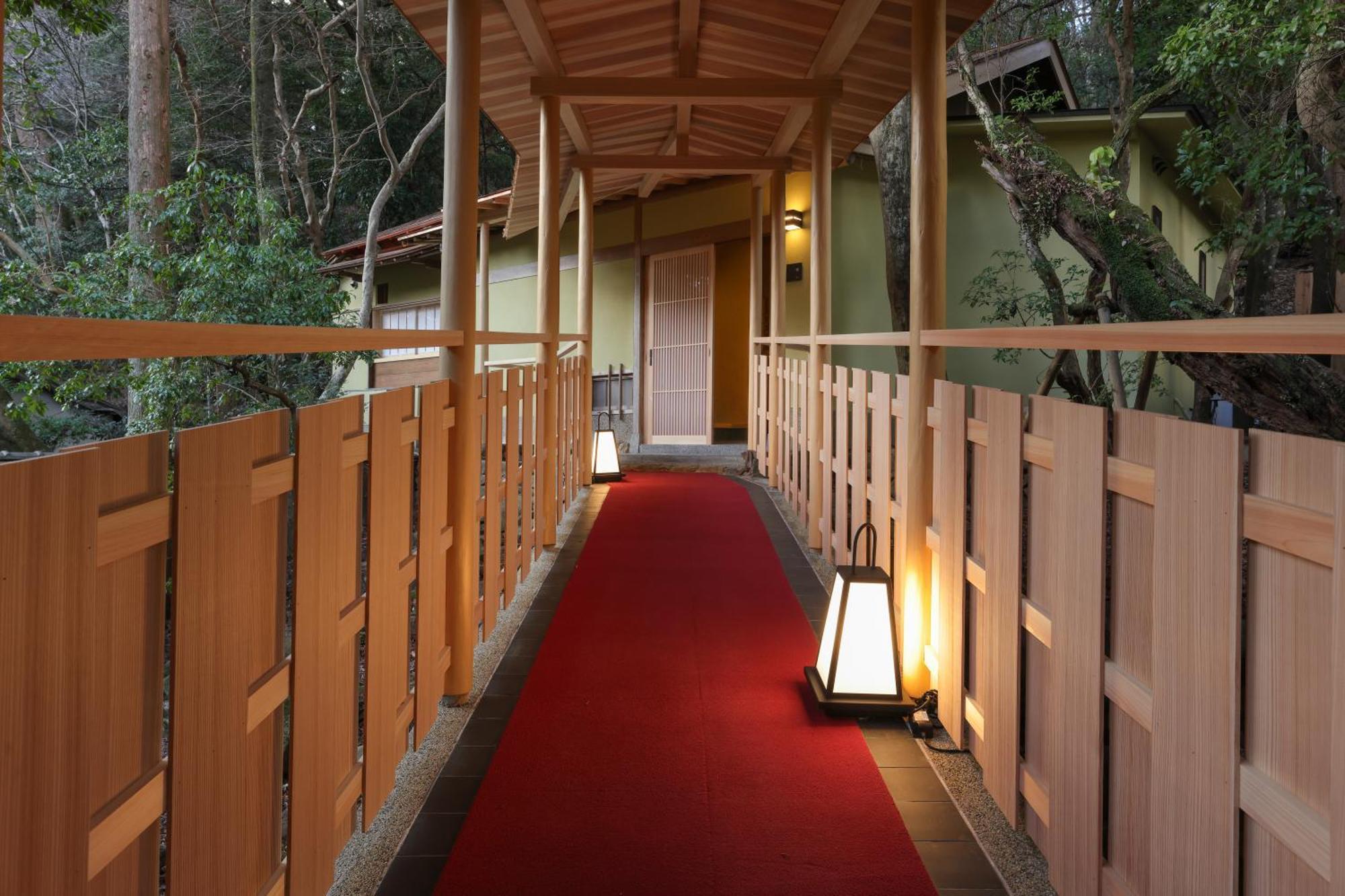 Hotel Tsukihitei à Nara Extérieur photo